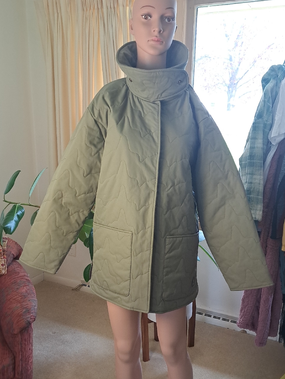 Bass Outdoor Puffer Coat Small Ptp 23"